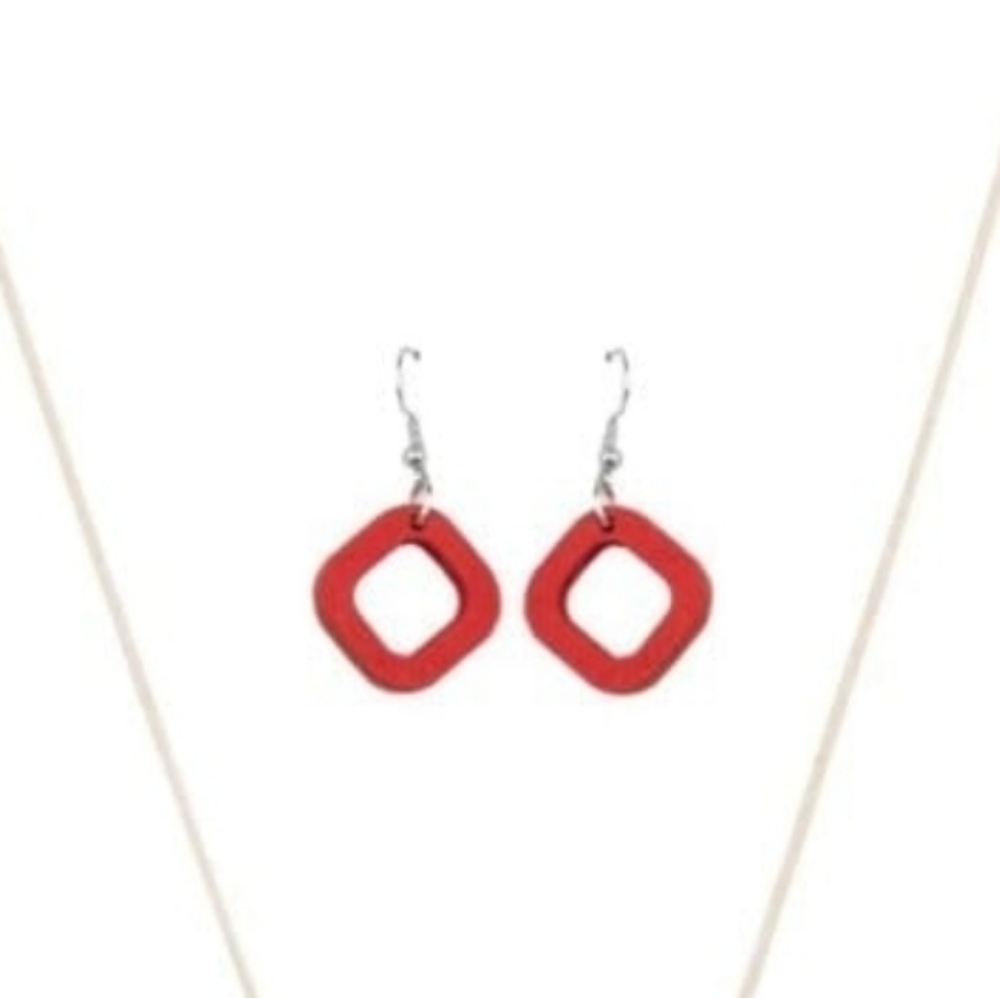 Paparazzi Red and Silver Modern Necklace Set Top Of The WOOD Chain Red Wooden - Picture 6 of 8